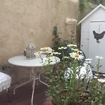 D'hotes Sophie Cite Des Peintres Oda ve Kahvaltı