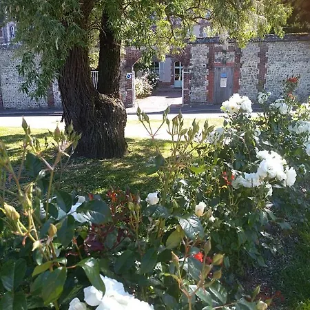 D'hotes Sophie Cité Des Peintres Honfleur