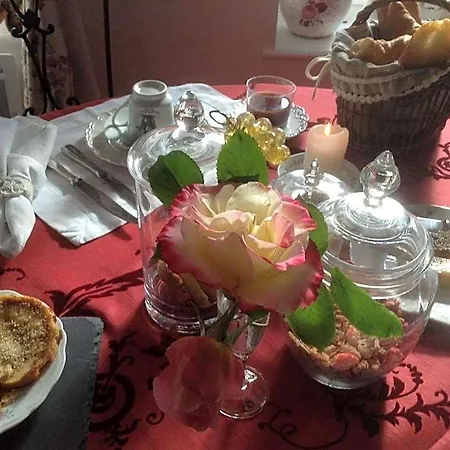 D'hotes Sophie Cite Des Peintres 3*