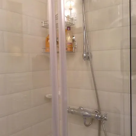 住宿加早餐酒店 D'hotes Sophie Cite Des Peintres 翁弗勒尔