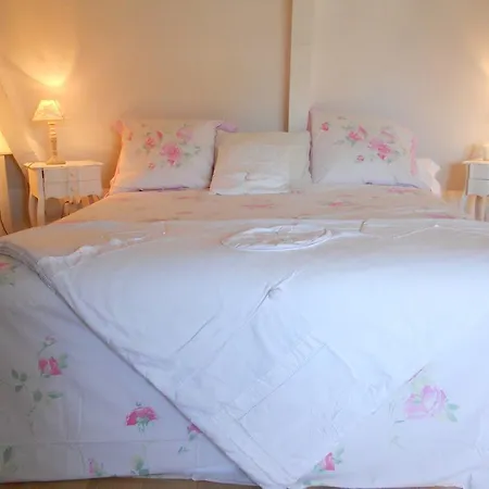 Lamaison Du Phare D'hotes Et Jacuzzi Prive Bed & Breakfast