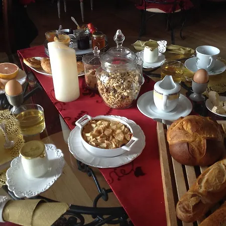 D'hotes Sophie Cite Des Peintres 3*