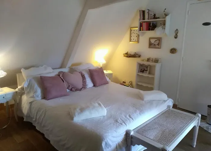 D'hotes Sophie Cite Des Peintres Honfleur